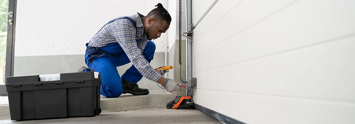 Repair Garage Door Not Closing But Light Flashing in Daytona Beach, FL