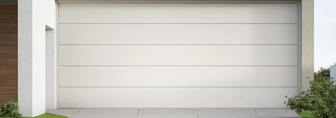 Sliding Garage Door Repair Help in Daytona Beach, Florida